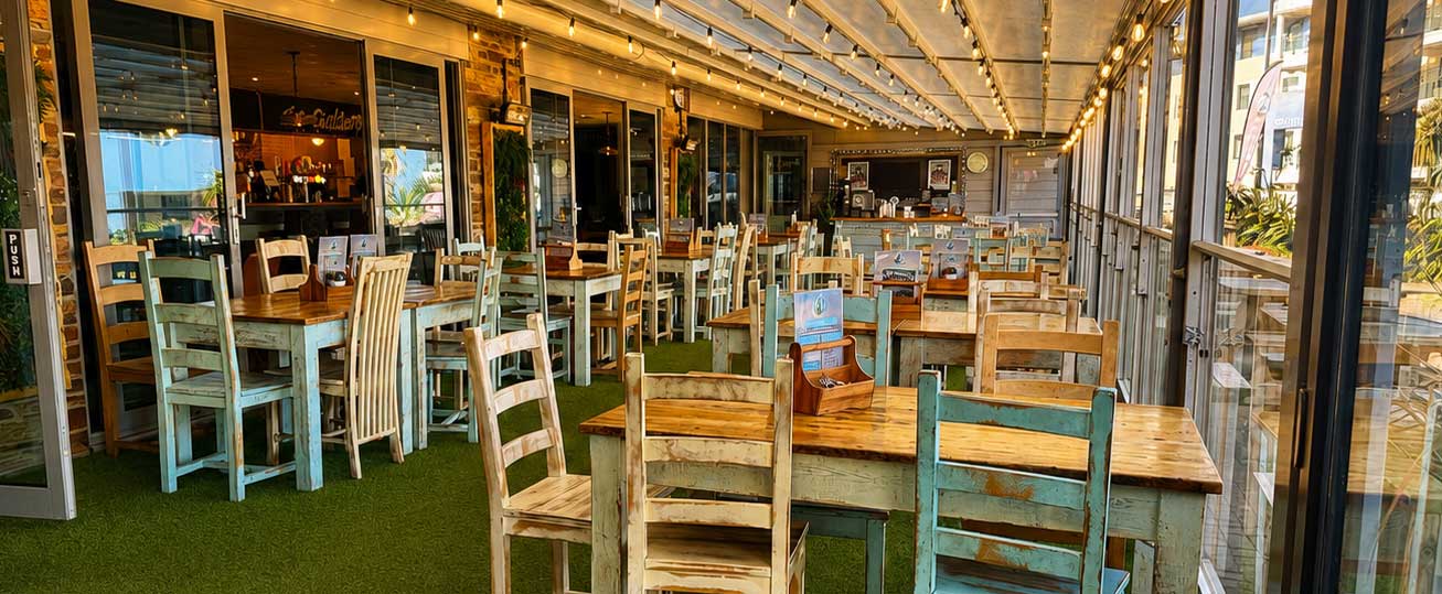 Lower-Deck-Bar-The-Guillemot Conservatory Image