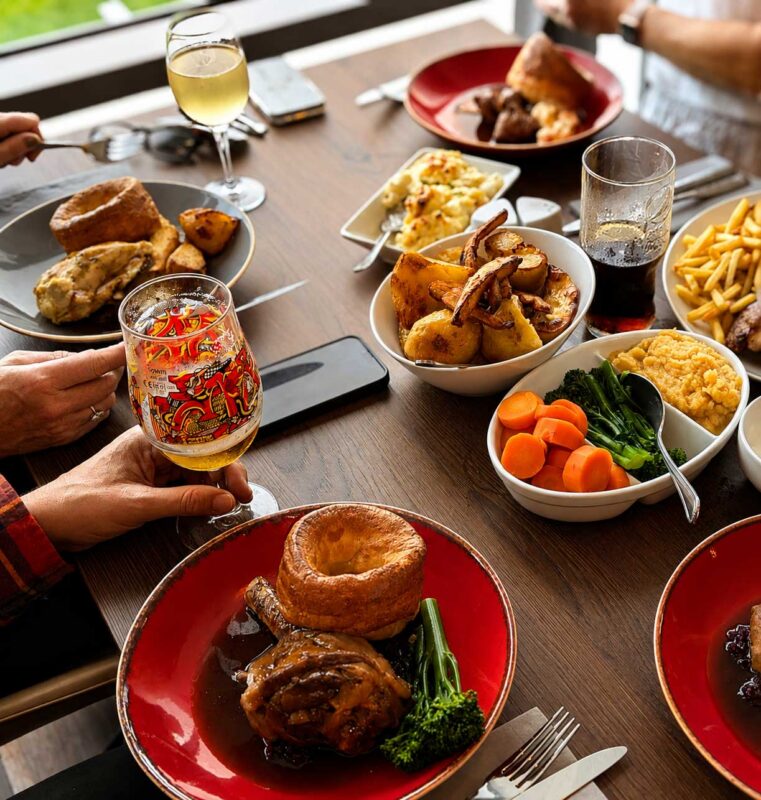 Sunday Lunch in The Upper Deck Restaurant at the Guillemot