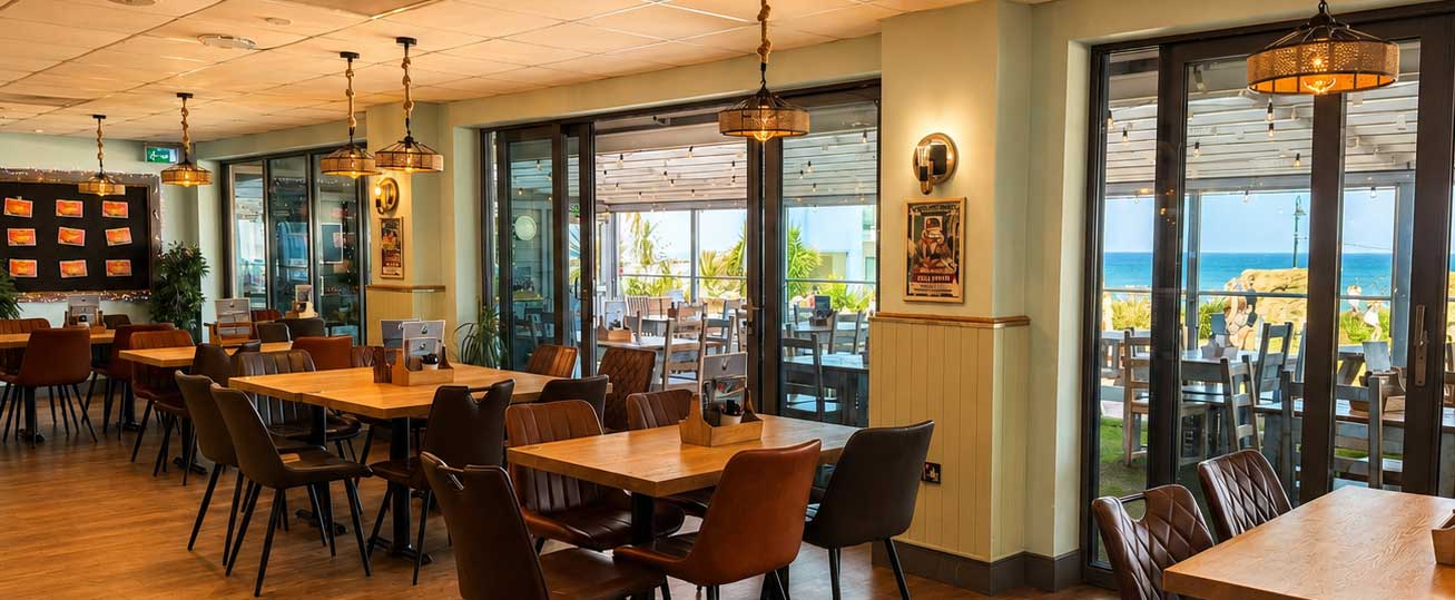 Lower Deck Dining Guillemot Bar