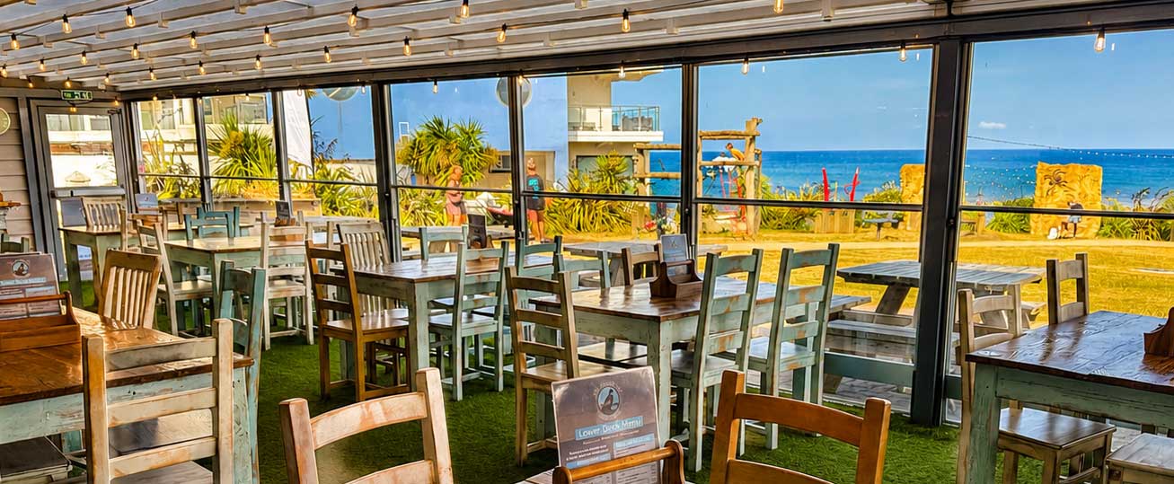 Lower-Deck-Bar-The-Guillemot Conservatory Dining Image